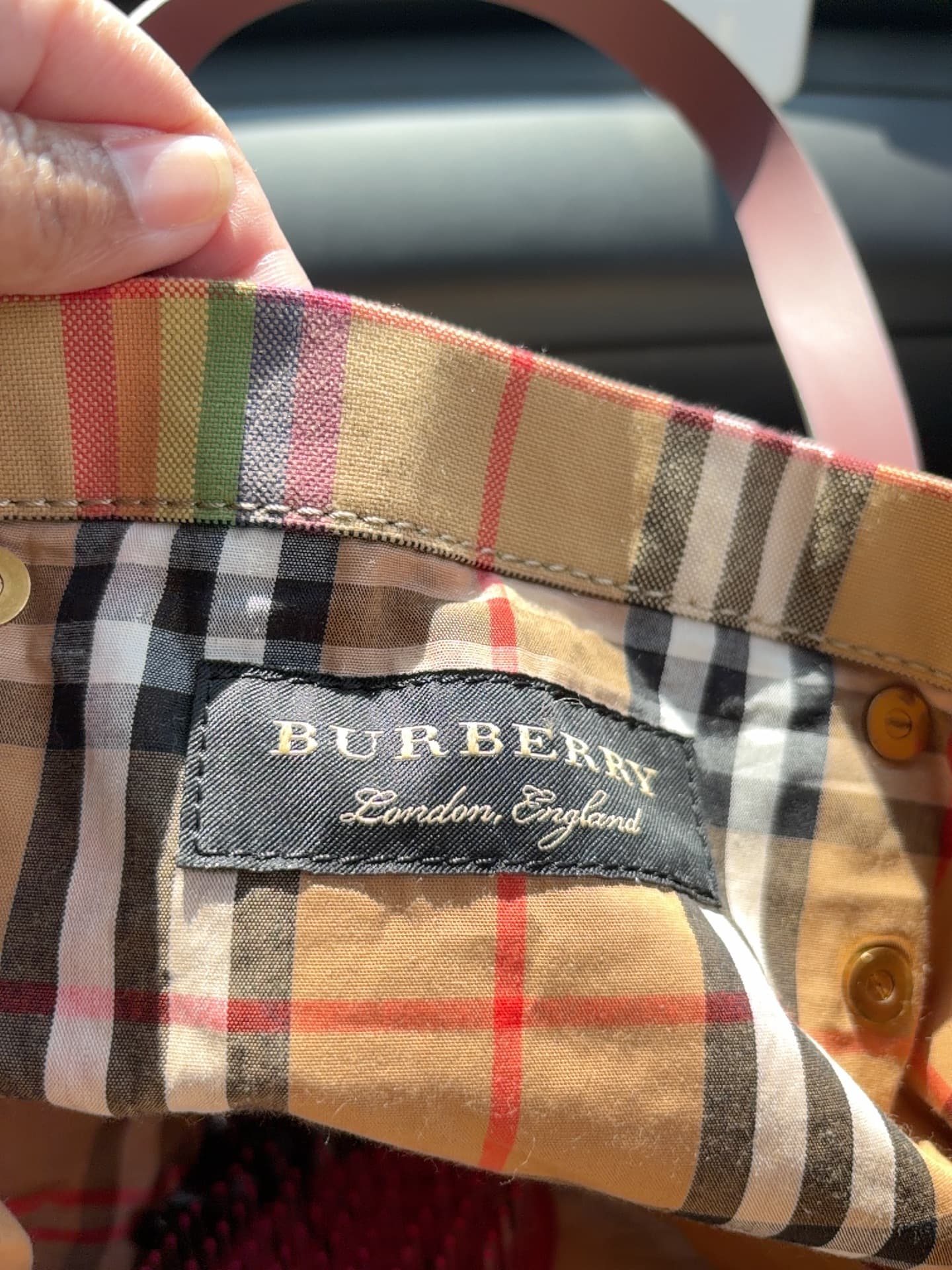 Burberry Canvas Check Tote Bag - AI says Real - Image 1