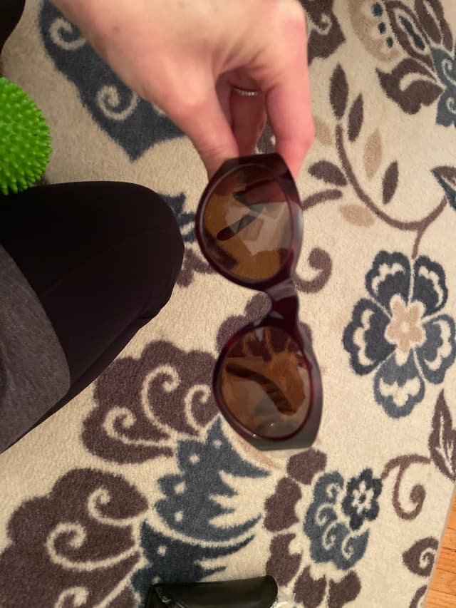 Versace Sunglasses (claimed to be Gianni Versace) - AI says Fake