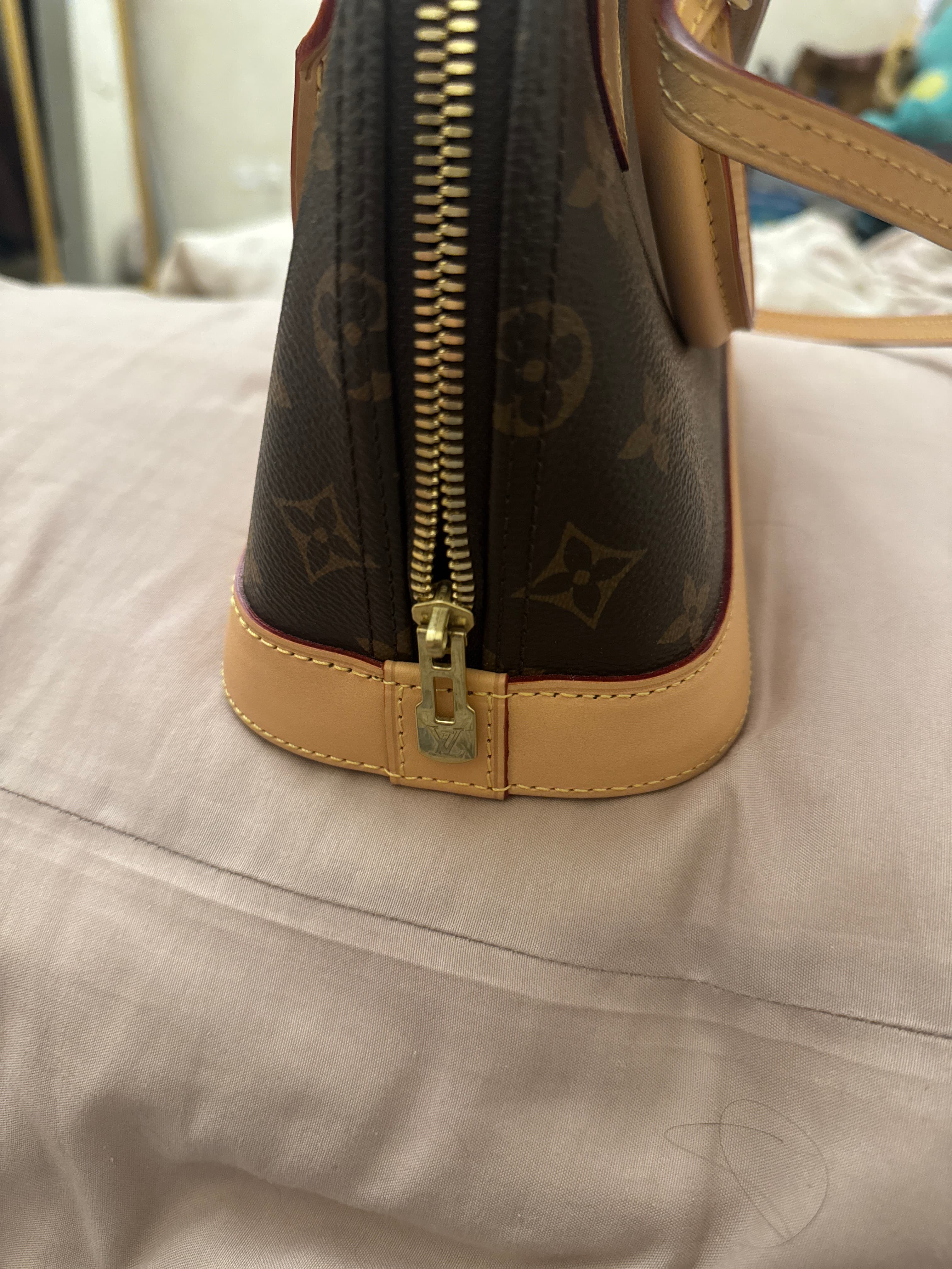 Louis Vuitton Alma Handbag (Monogram Canvas) - AI says Real - Image 1