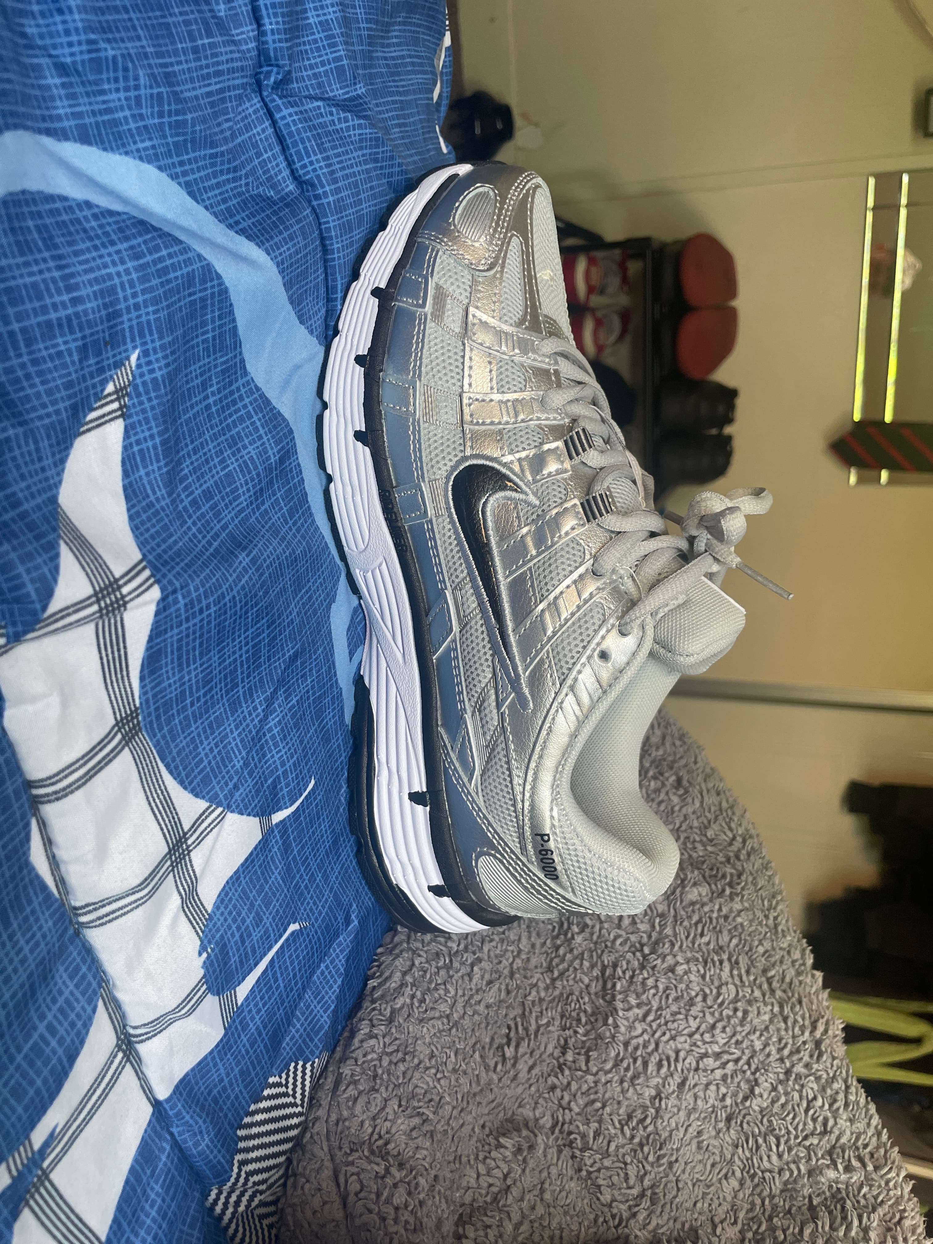 Nike P-6000 Metallic Silver - AI says Real - Image 1