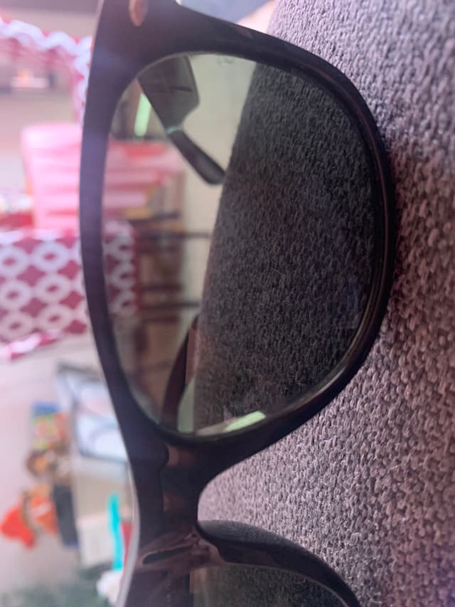Ray-Ban Justin (RB4165) Polarized Sunglasses - AI says Real
