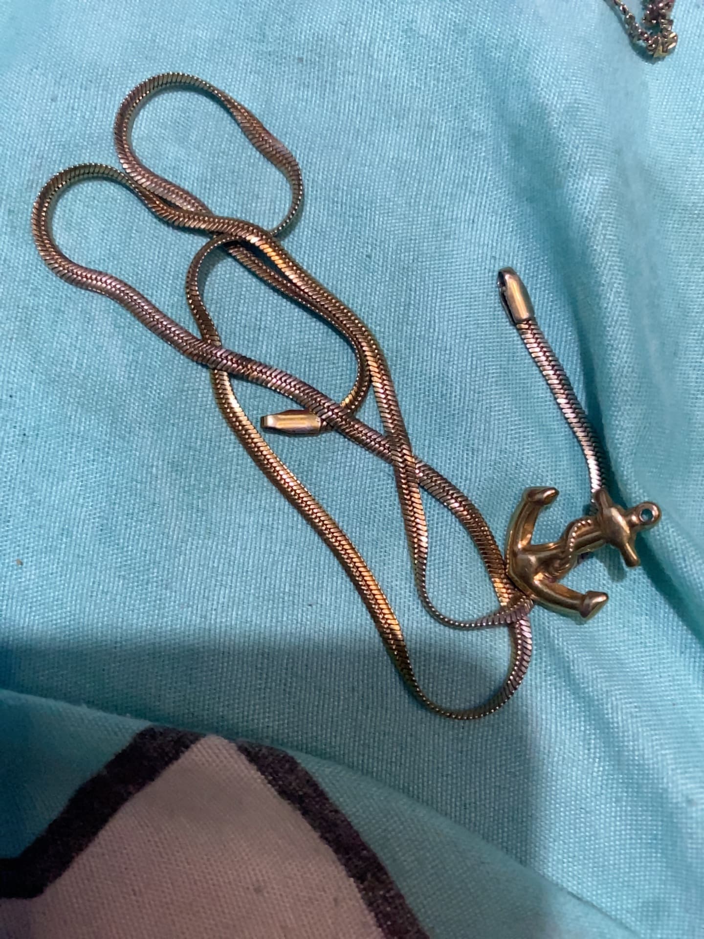 Anchor pendant necklace with snake chain - AI says Real - Image 1