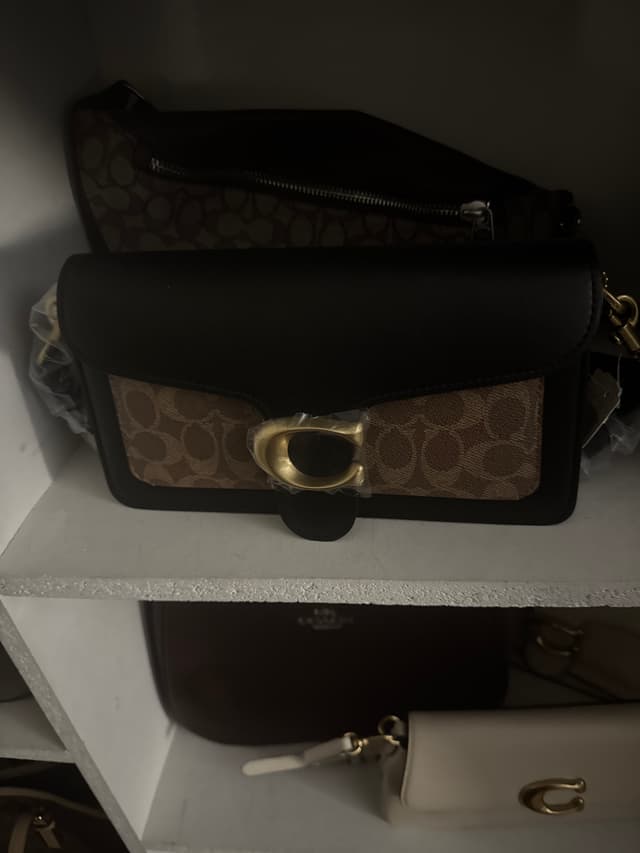 Coach Tabby Shoulder Bag - AI says Real