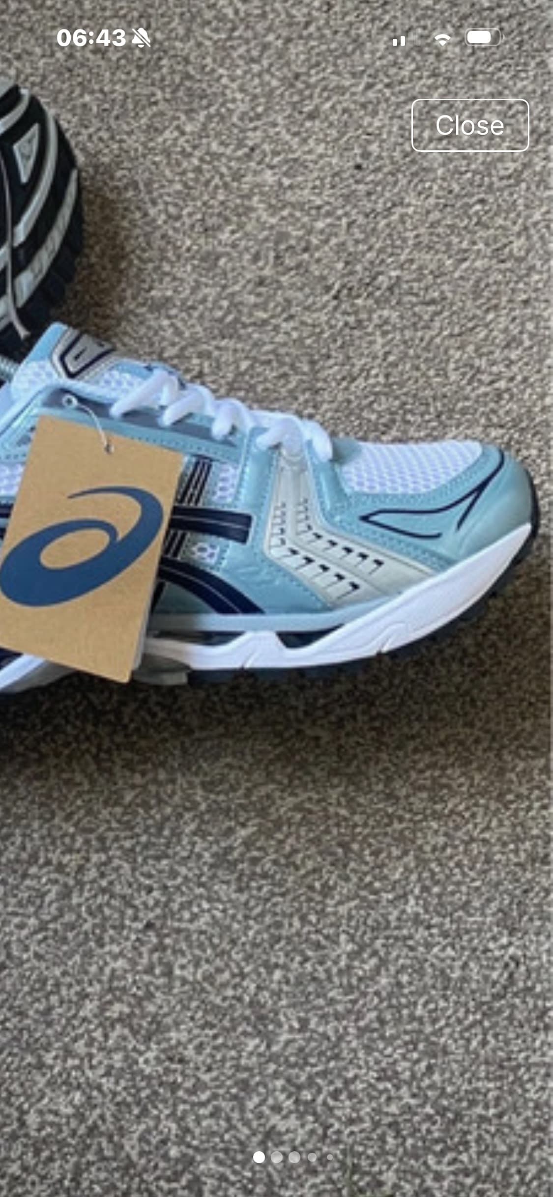 ASICS - Image 1