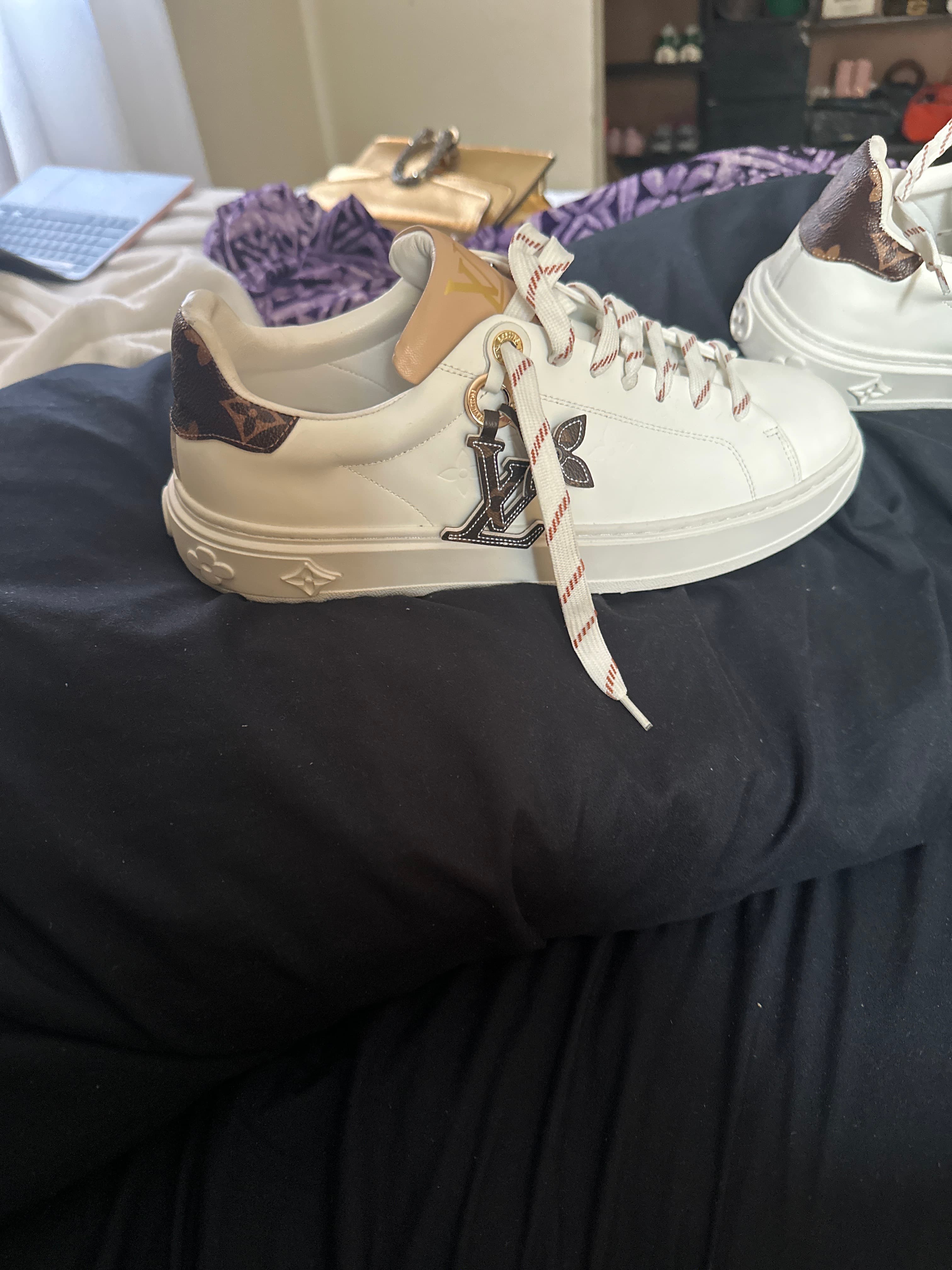 Louis Vuitton Sneakers - AI says Fake - Image 1