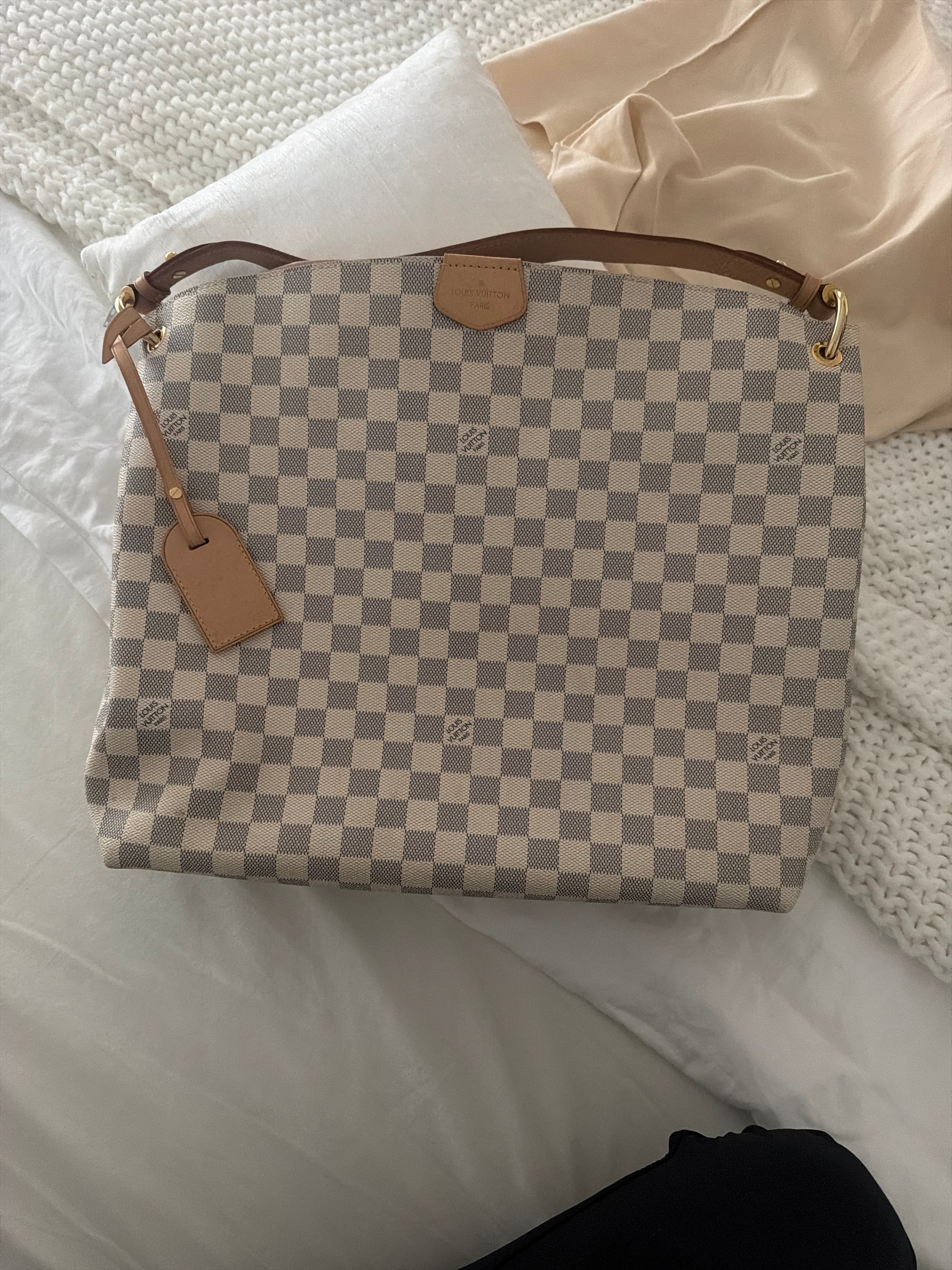 Louis Vuitton Graceful MM - Damier Azur Canvas - AI says Real - Image 1