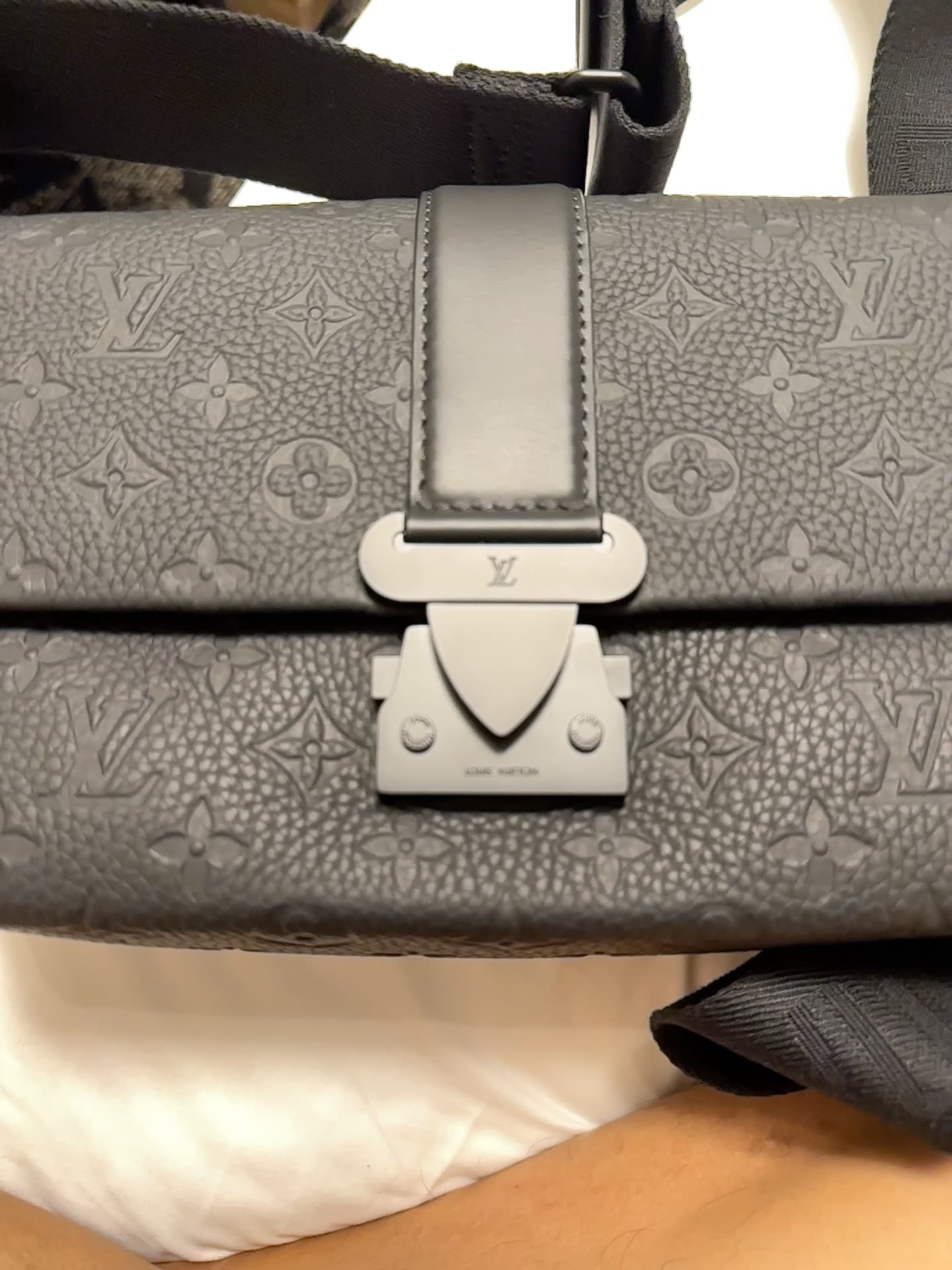 Louis Vuitton S Lock Messenger Bag in Monogram Taurillon Leather (Dark Gray/Anthracite) - AI says Real - Image 1