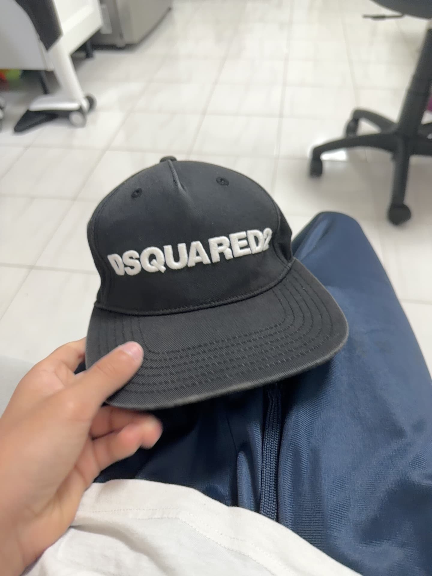 Dsquared2 Baseball Cap - AI says Fake - Image 1