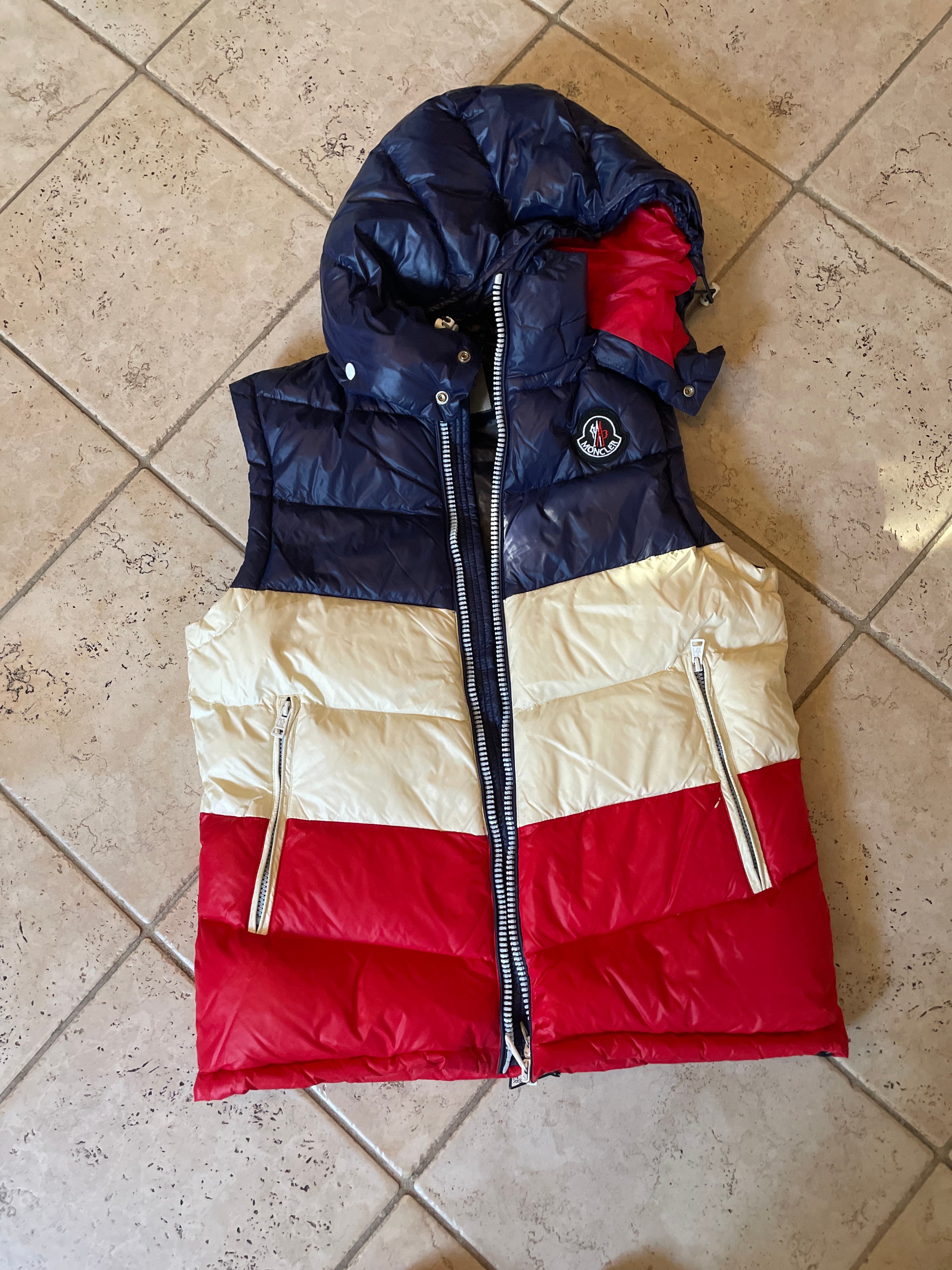 Moncler Vest - AI says Fake - Image 1