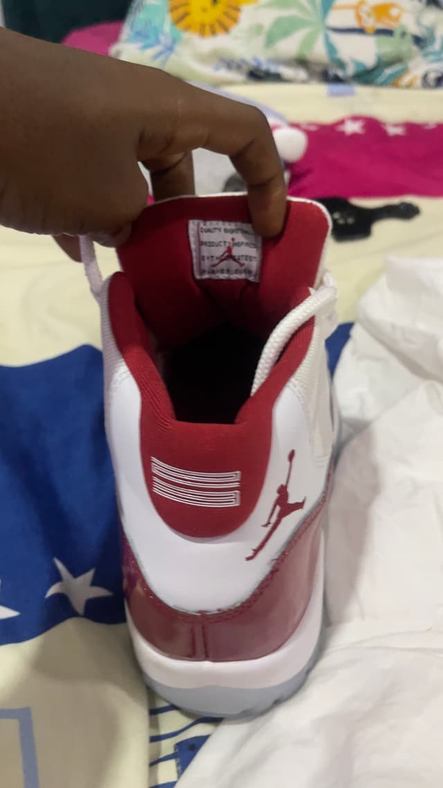 Jordan 11 Cherry