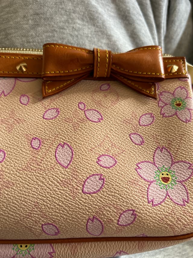 Louis Vuitton x Takashi Murakami Cherry Blossom Pochette Accessoires - AI says Fake