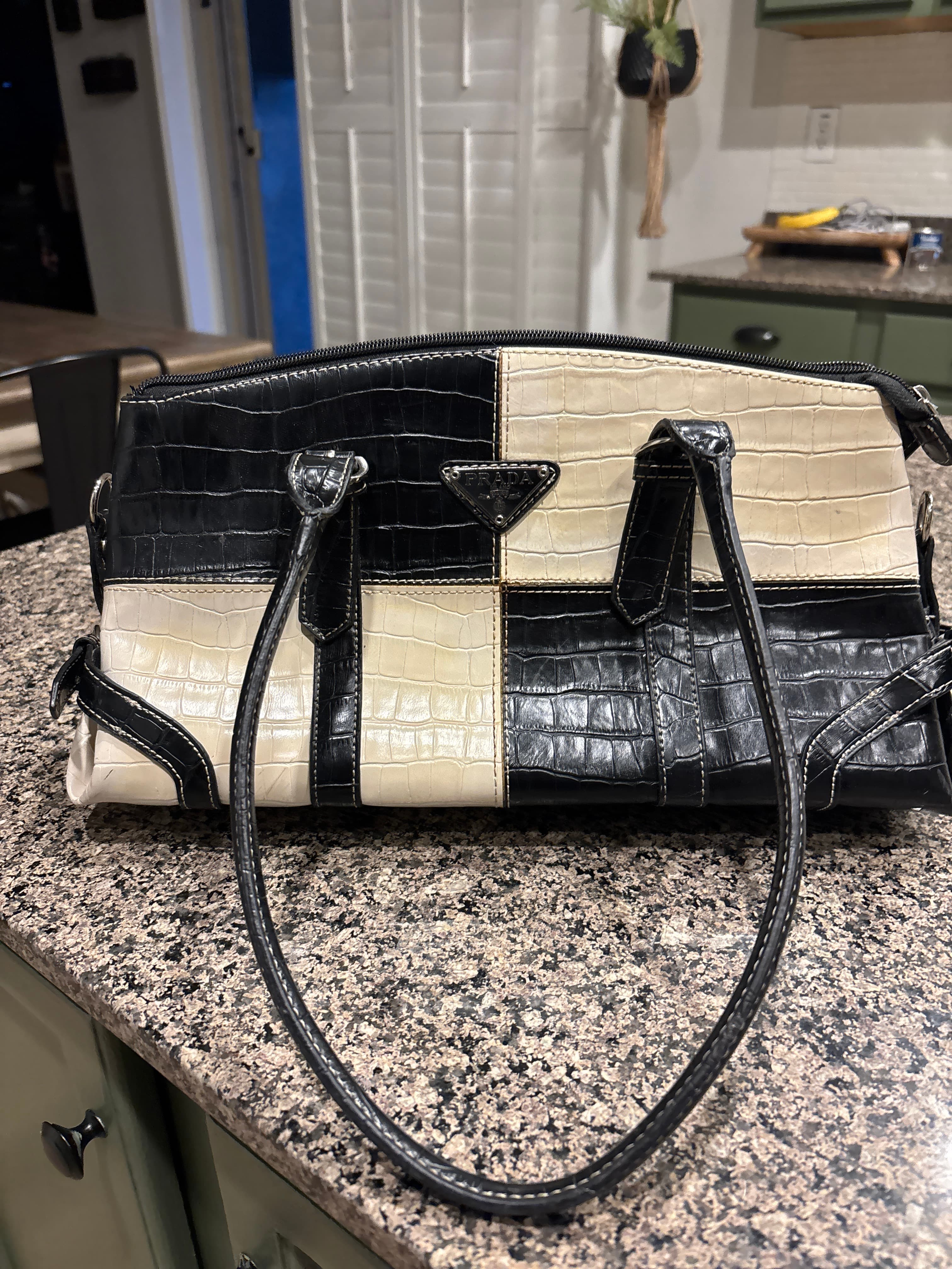 Prada handbag (alleged) - AI says Fake - Image 1