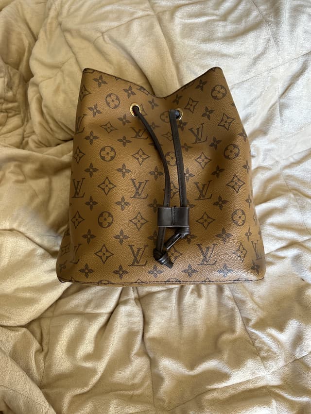 Louis Vuitton NΓ©oNoΓ© Bucket Bag - AI says Fake