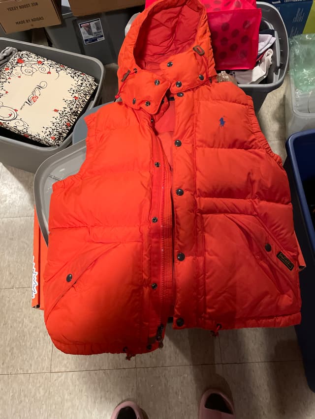 Polo Ralph Lauren Puffer Vest - AI says Real