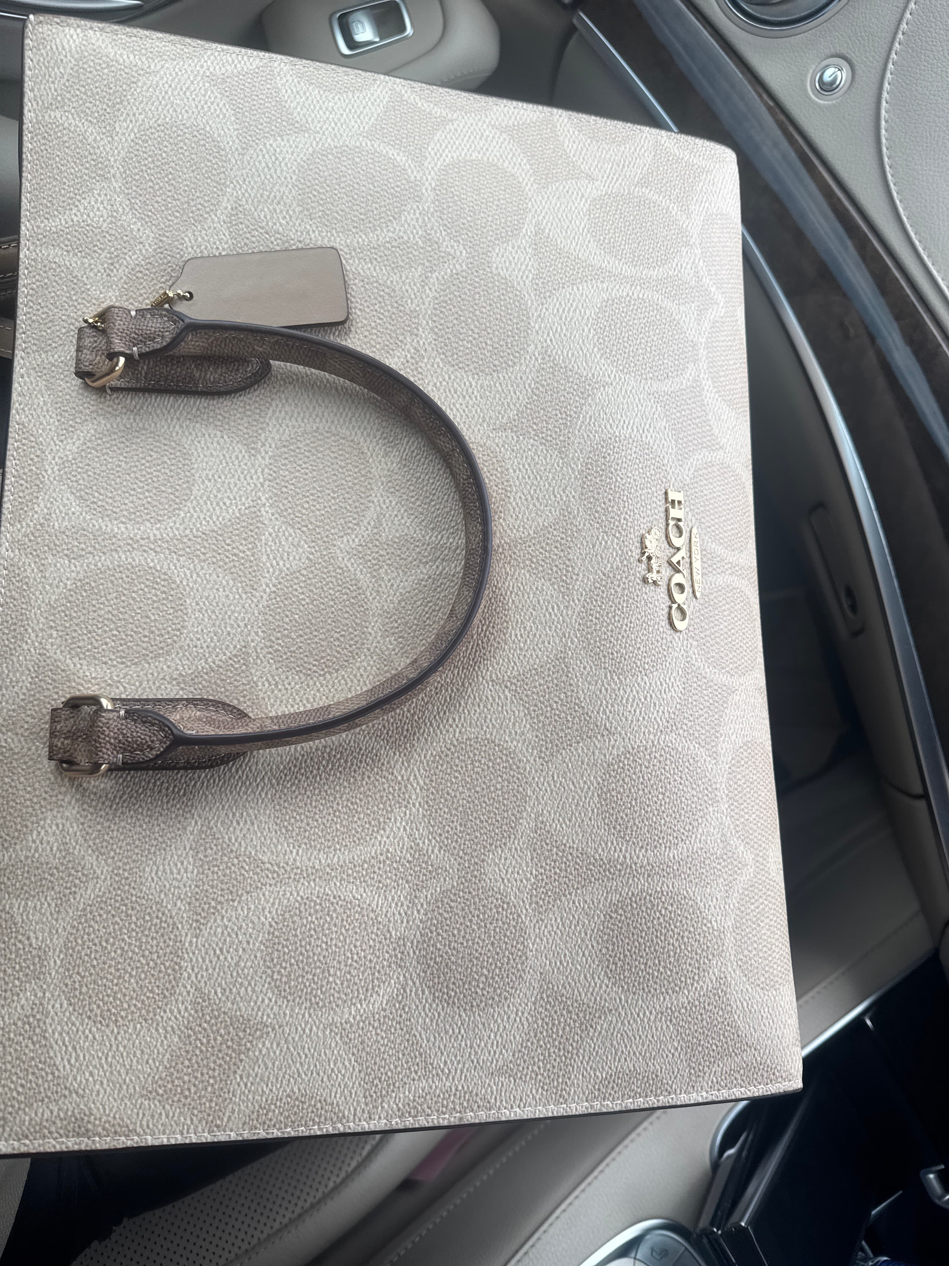 Coach Charlie Carryall Tote Bag in Signature Canvas - AI says Real - Image 1