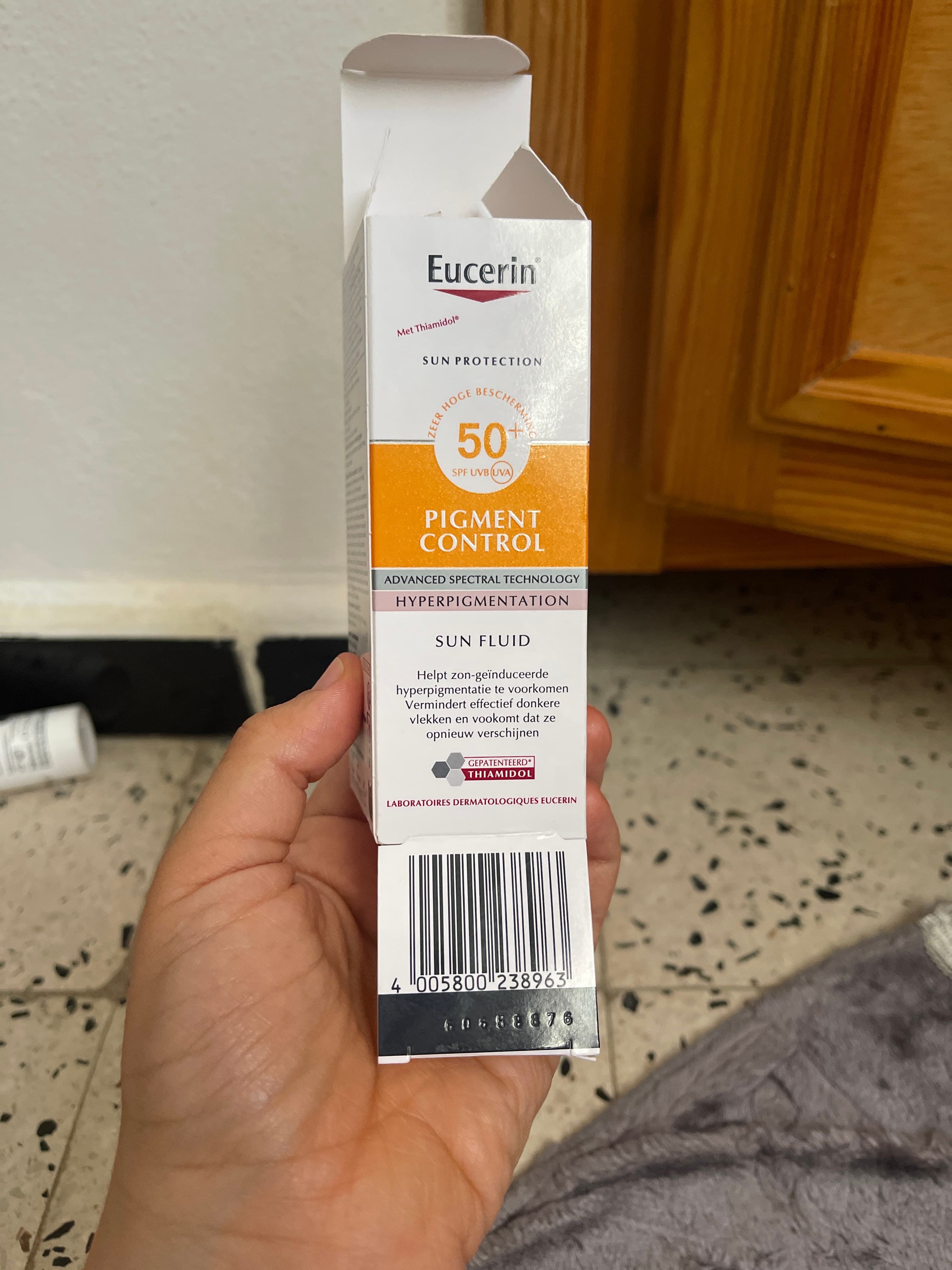 Eucerin Sun Protection Pigment Control SPF 50+ Sun Fluid - AI says Real - Image 1