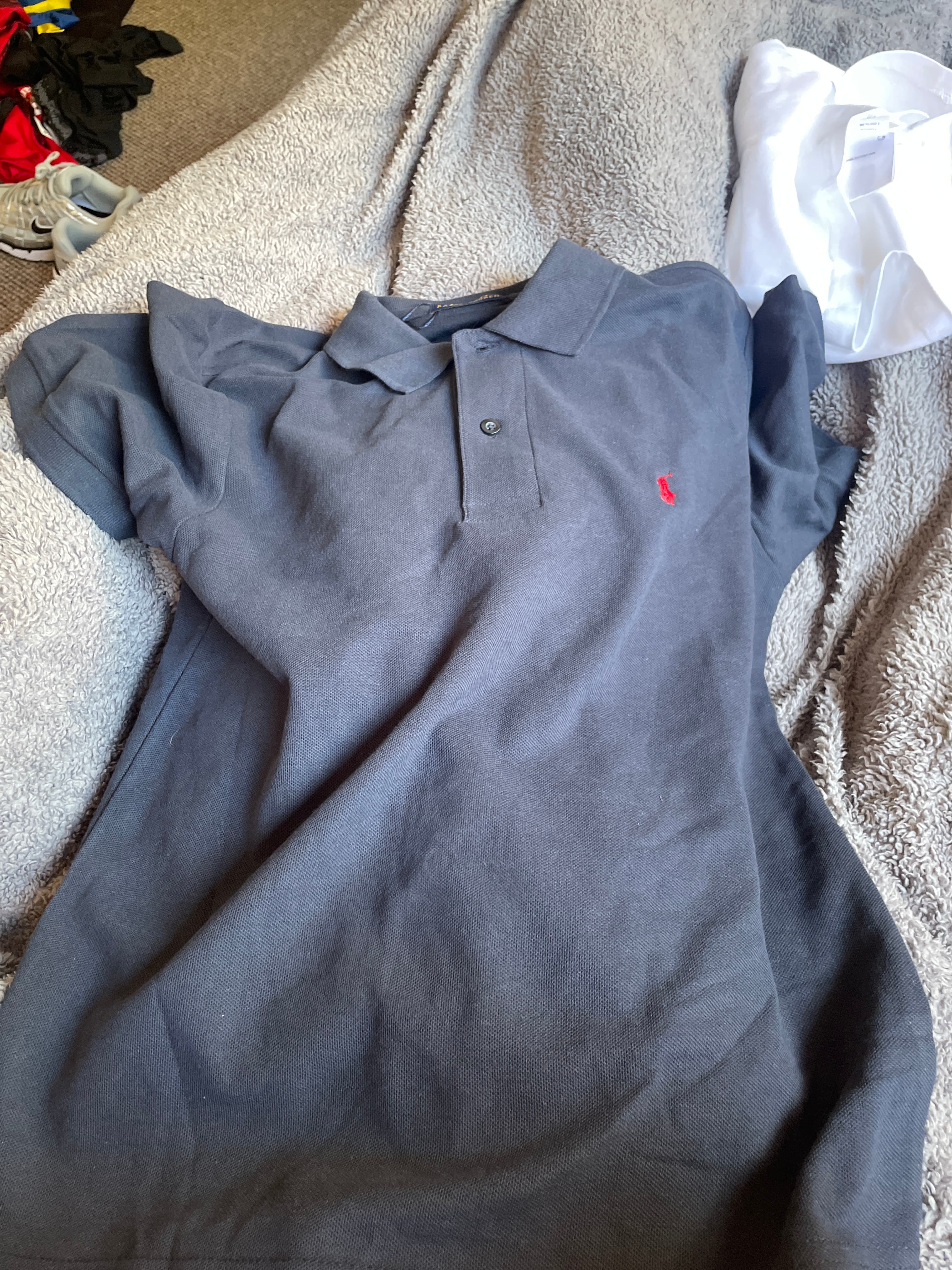 Polo Ralph Lauren Polo Shirt - AI says Real - Image 1