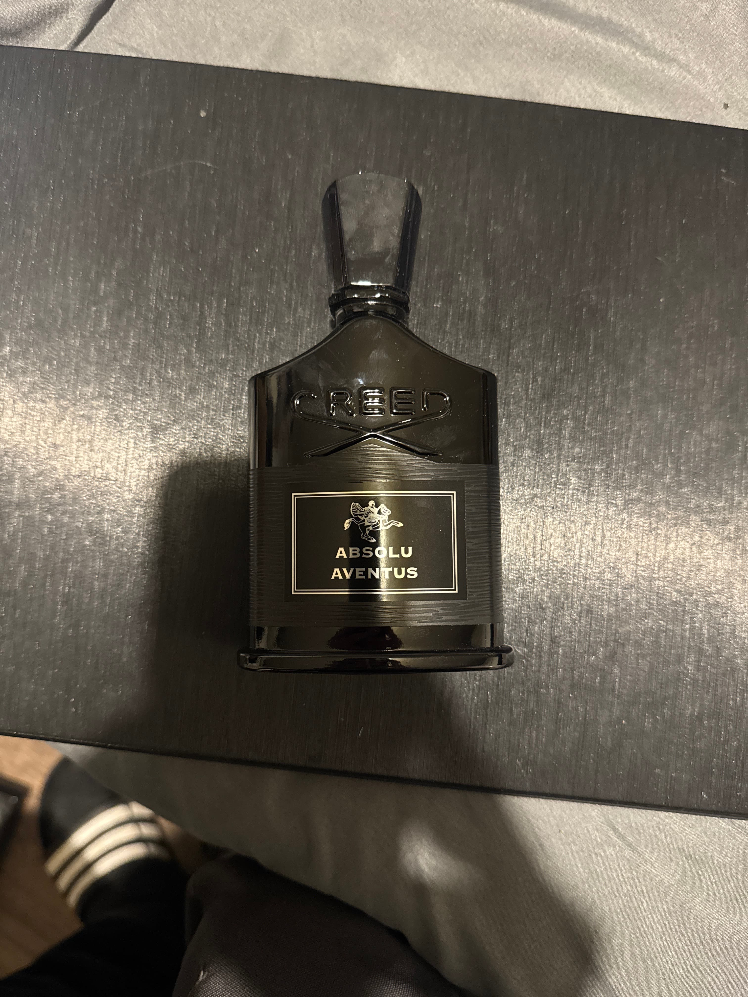 Creed Absolu Aventus - AI says Fake - Image 1
