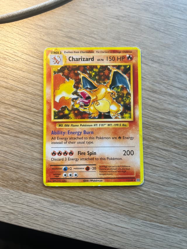 Charizard 11/108 (2016 Pokémon XY Evolutions) - AI says Fake