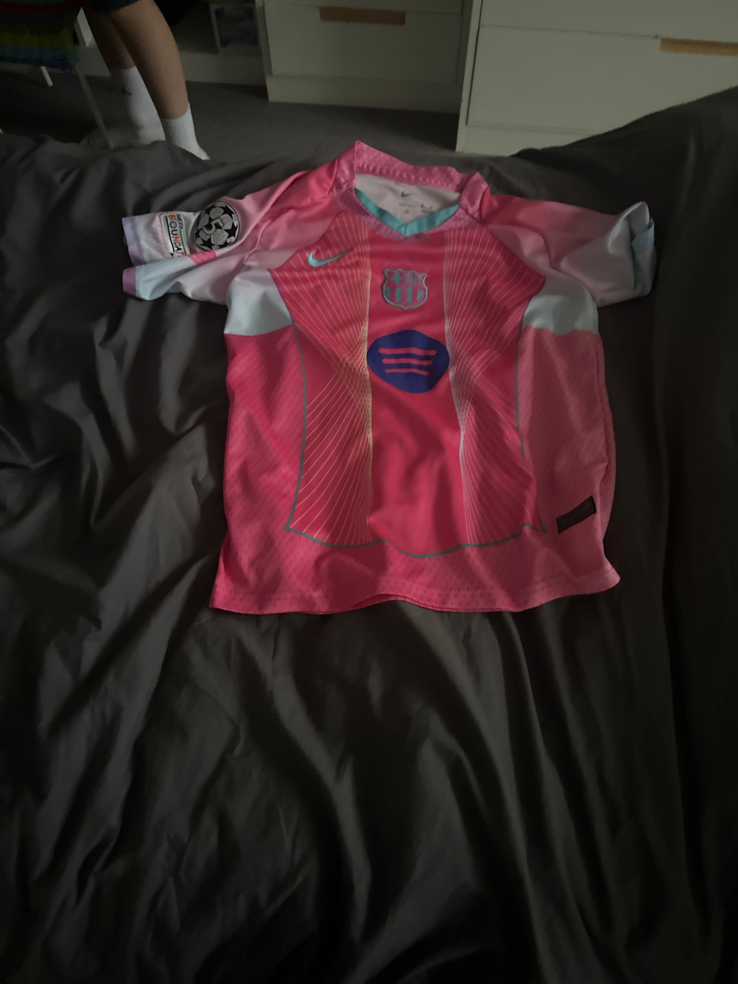 FC Barcelona 2024-25 Away Jersey - Lamine Yamal #10 (Nike) - AI says Fake - Image 1