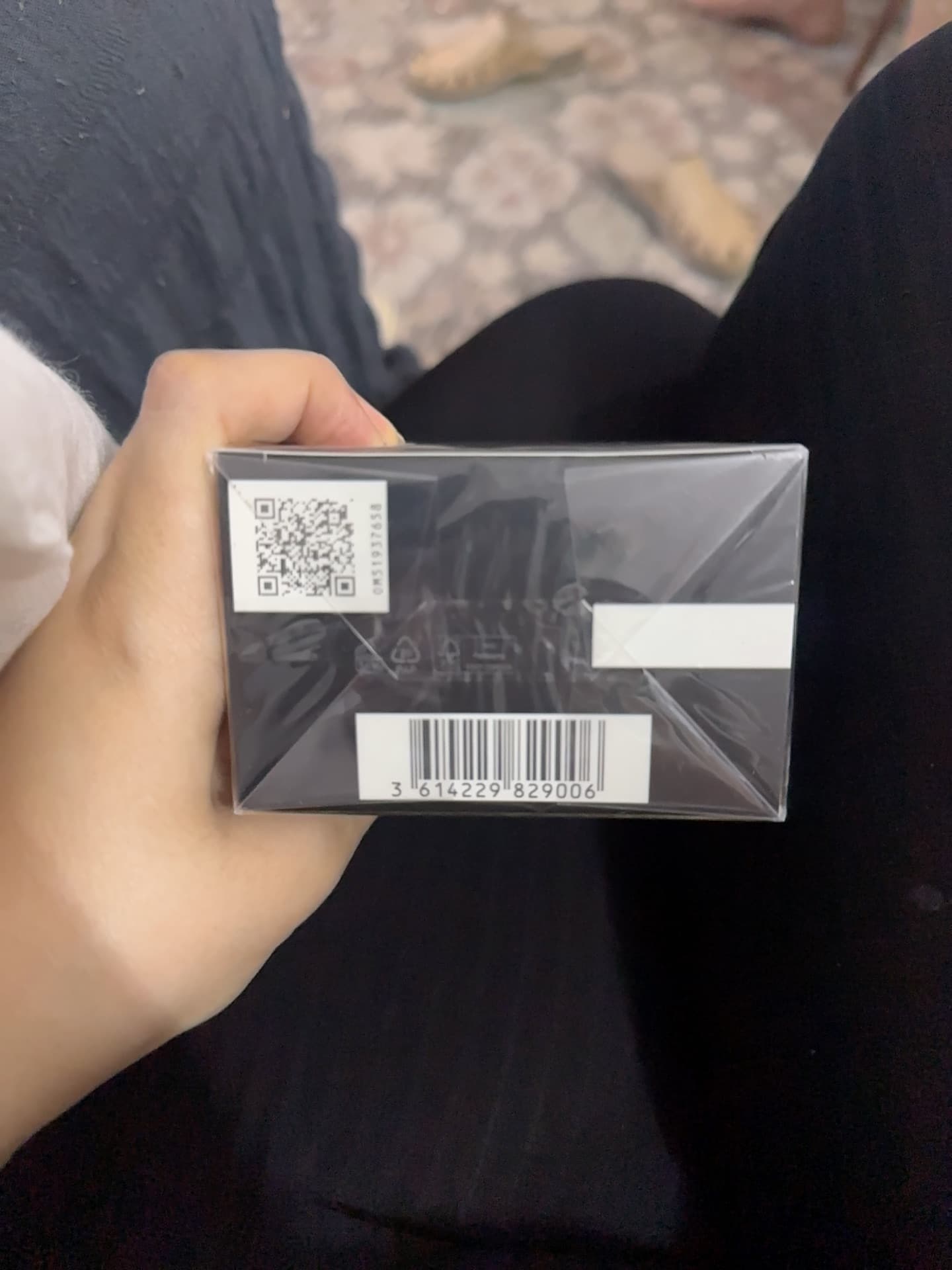 Fragrance/Perfume Box (likely L'Oréal or affiliated brand - barcode prefix 3614229) - AI says Real - Image 1
