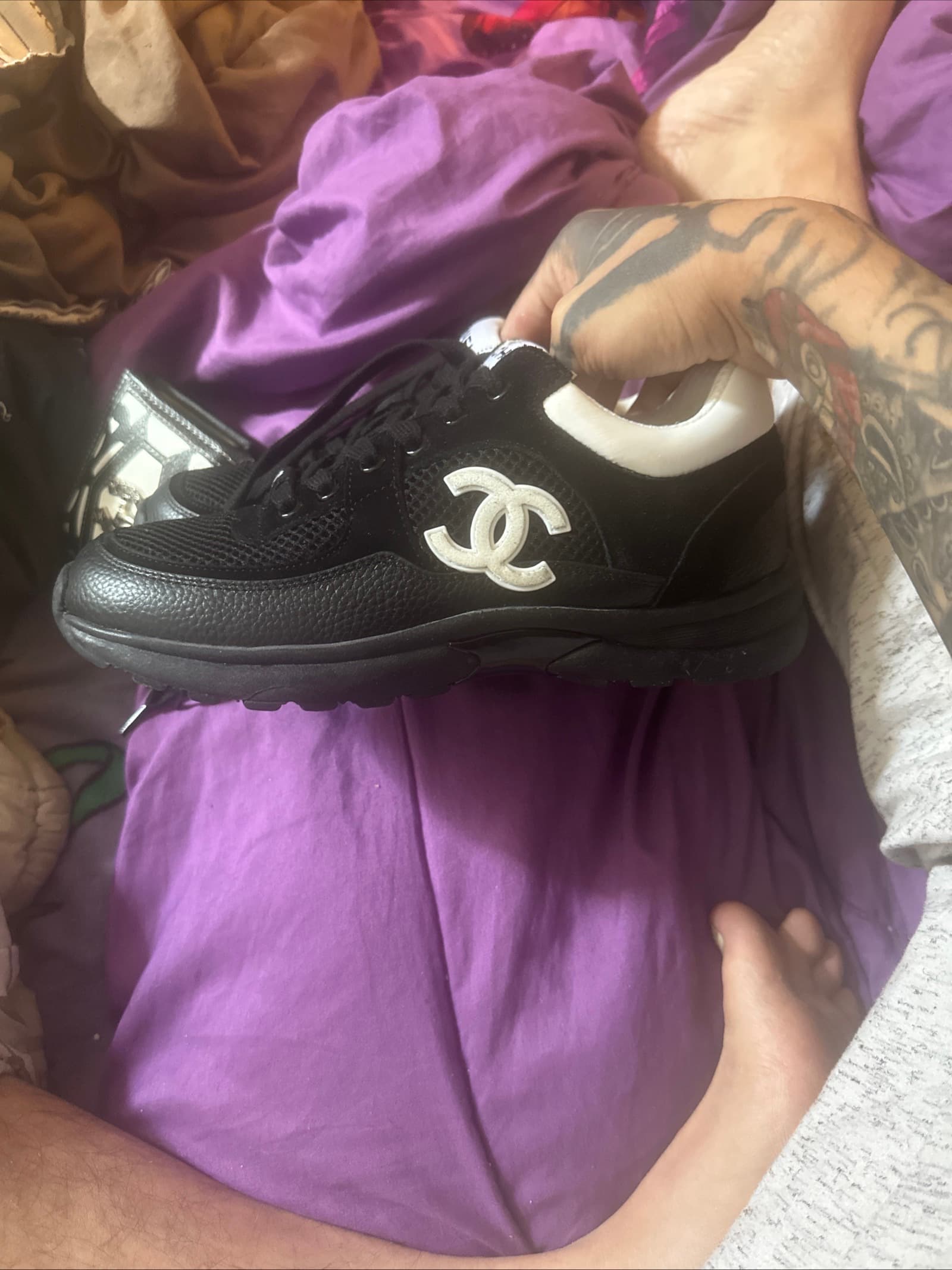 I need to know if there are authentic - Image 1