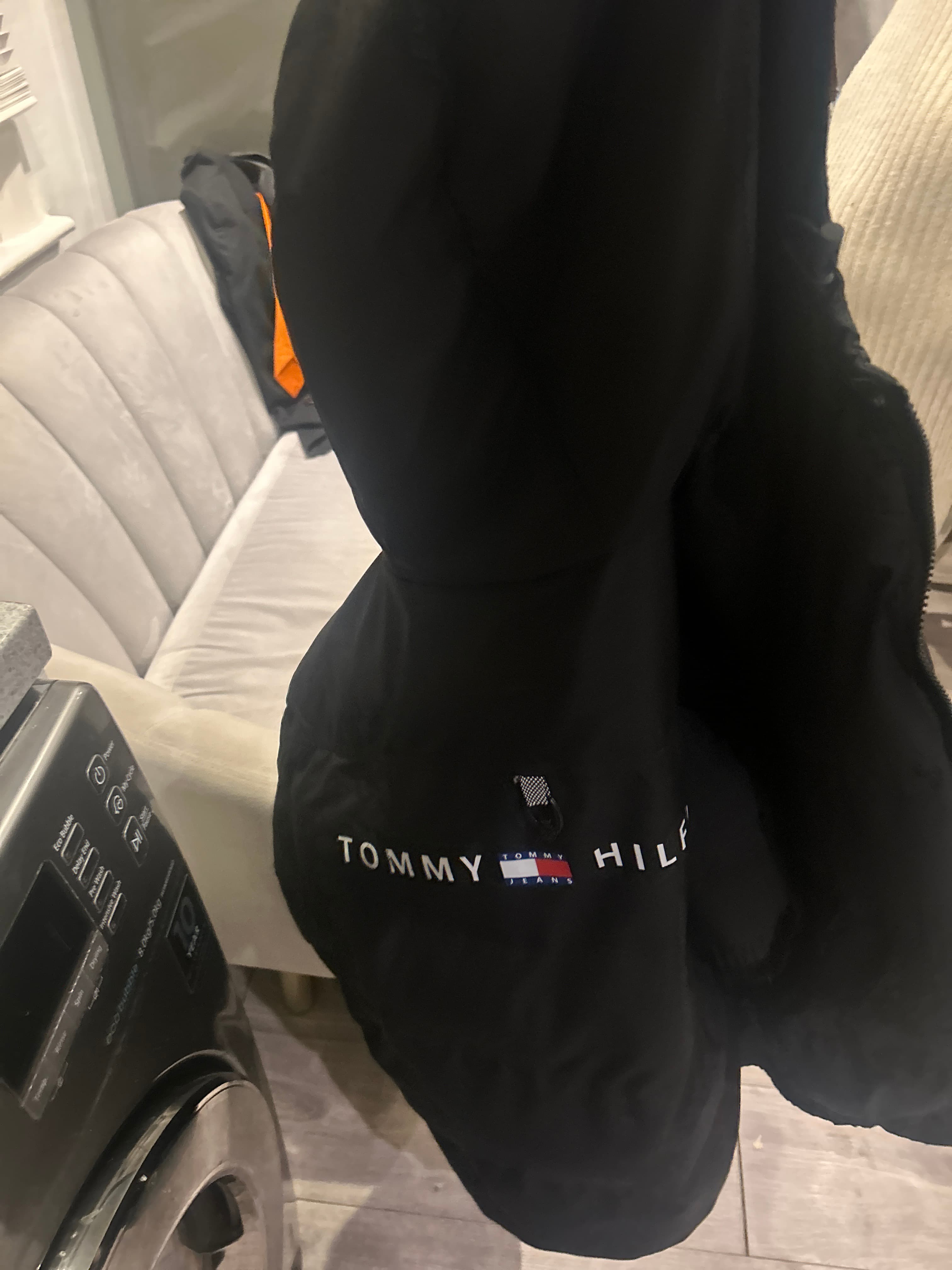 Tommy Hilfiger Jacket - AI says Real - Image 1